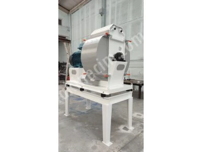 Hammer Mill Grinding Machine