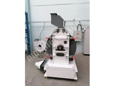 Hammer Mill Grinding Machine