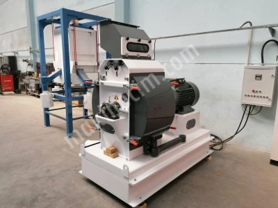 Hammer Mill Grinding Machine