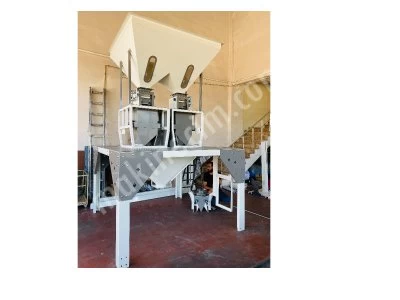 “Dual Weighing Hopper Bagging Machine For Pulses and Feed”