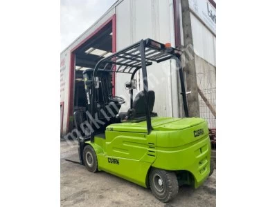İstanbul Kısa-Uzun Vade Clark Marka 3 Ton Kiralık Forklift