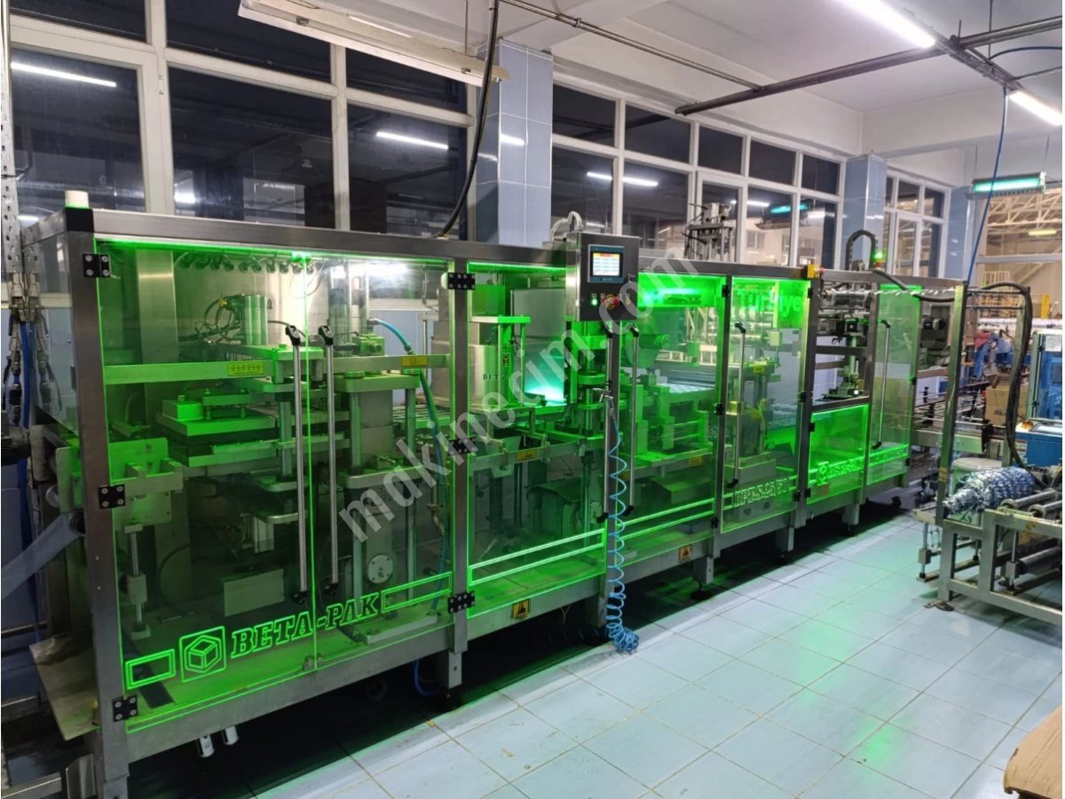 Temiz Kullanılmış Bakımlı Betapak Marka Bpt-S-25/50 Tip Tam Otomatik Termoform Bardak Su Makinesi