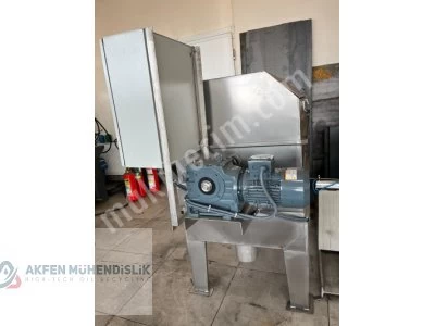 Kimya Endüstrisi Ferhat Laboratuvar Eleği