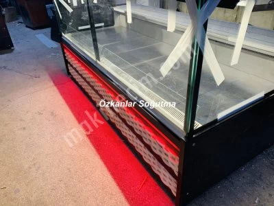 Kasap Reyon Et Market Şarküteri Dolabı