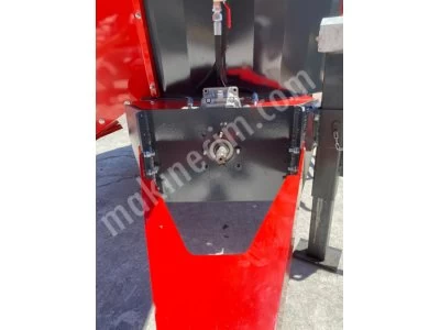 2 Metreküp Çekilir Tip Elektirikli Yem Karma Makinesi