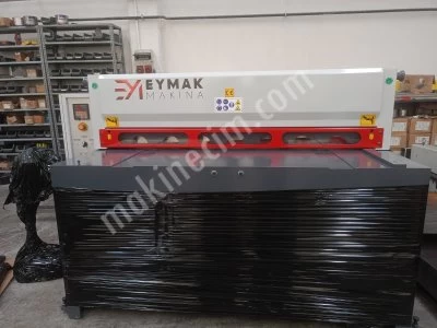 1300 X 3 Mm Redüktörlü Makas Stokta