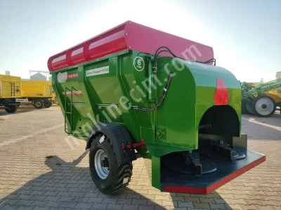 Tarla Tipi Tek Dingilli 2 Lastikli Katı Gübre Dağıtma Römorku 5 Ton