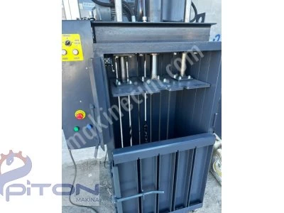 Vertical Baler Press Machine With Warranty