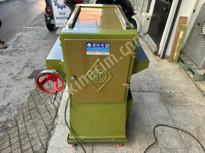 Törk Ac 82 Dik Gövde 50Lik 4 Bıçaklı Kalınlık Makinası