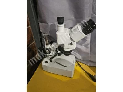 Trinoküler Mikroskop