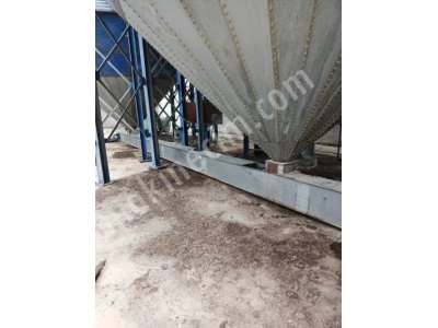 4 Adet 300 Tonluk Konik Tabanlı Silo