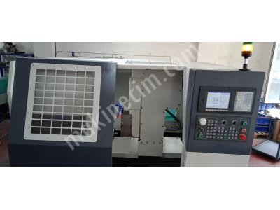 Xyz-Axis Cnc Automatic Machine With Powerful Servo Motor Structure