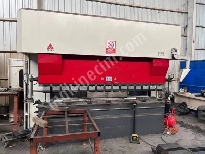 3-Metre 220-Ton Alber 2023 Model 1700 Saat Çalışma Süresi