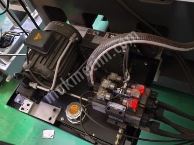 Otomat Fiyatına C+Y Eksenli 10 İnç Torna