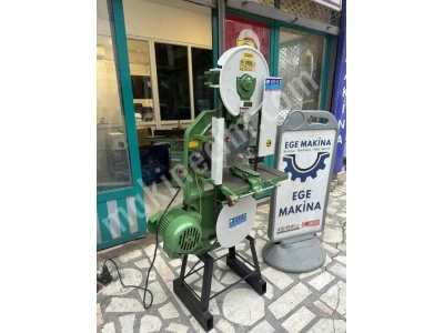 Işılmak 30Luk 220V Ev Elektriğiyle Çalışan Döküm Gövde Minik Minyatür Bıçkı Hızar Şerit Testere