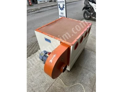İkinci El Karsak Yatar Altı Toz Emme Makinası