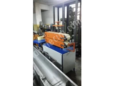 Pallet Tractor With Precise Cable Pulling