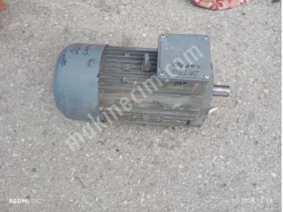 Motor , Parametre 50 Hz Üçgen Gerilimv 230V Güçlü(Kw 2.2 Kw)