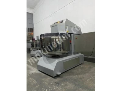 Industrial Type Spiral Dough Mixer With 75 Kg Flour Capacity