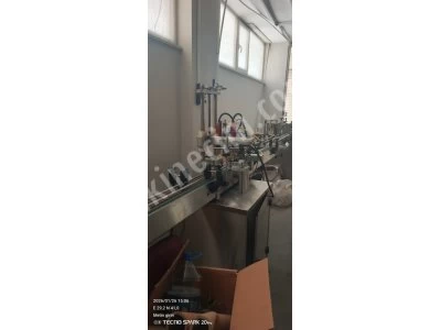 Tam Otomatik Kapak Sıkma Makinası Konvörlü