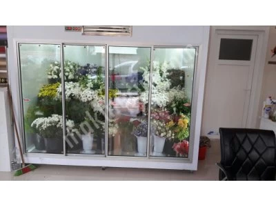 Modern Çiçek Saklama Dolabı