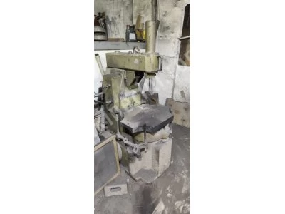 2 Units Clay Sand Jolt Squeeze Molding Machine For Foundry