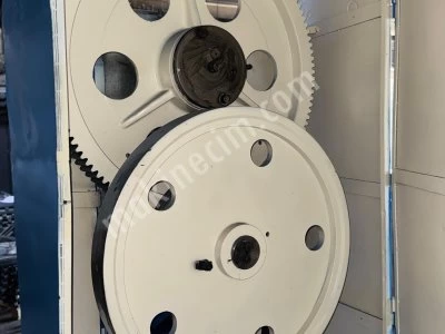 100 Tonluk Eksantrik Pres, Dirinler