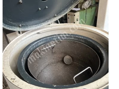 Almanya Üretim Santrifüj Makinesi Vinçli Isıtıcılı