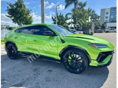 2024 Lamborghini Urus S Twin-Turbo V8 Full Options