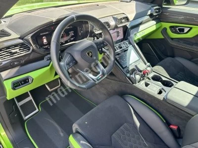 2024 Lamborghini Urus S Twin-Turbo V8 Full Options