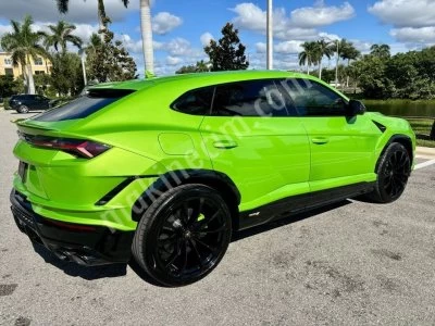 2024 Lamborghini Urus S Twin-Turbo V8 Full Options