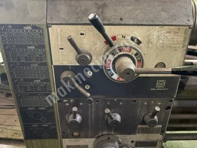 Satılık Uwm 400A Üniversal Torna Tezgahı