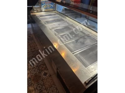 Dondurma Dolabı 24 Çeşit