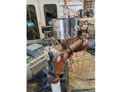 3 Katmanlı Boru Makınası 5 Yıllık Makina