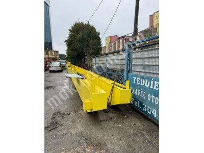19 Metre Portal Vinç Ayak Yüksekliği 6 Metre Sıfır 15 Tonluk Kedisi Dahildir