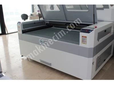 Ahşap Kesim Lazer Makinesi 1000X1700Mm Co2