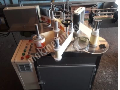 Düz Ürünlerde Etiketleme Makinesi