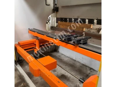 Ermaksan Marka 3 Metre 135 Ton 4 Eksen Cnc Hidrolik Abkant Pres