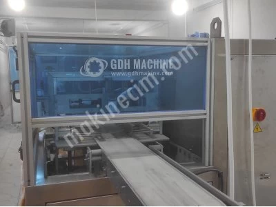 Dezenfektanlı Islak Mendil Makinesi