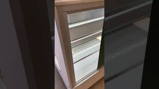 Lokum,Şekerleme,Helva ve Kuru Pasta Teşhir Vitrini