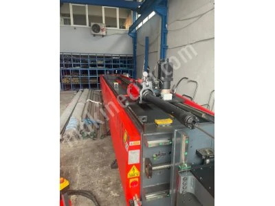 Q38 5 Eksen Boru ve Profil Büküm Makinası