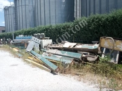 4 Ayaklı Este