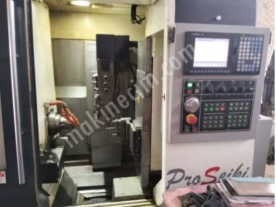 Temiz Cnc Torna Makinesi