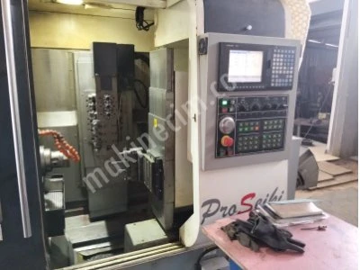 Temiz Cnc Torna Makinesi