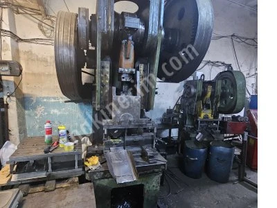 Doğuş Doğalgaz Boru Kelepçe -Makine ve Ekipmanları Satılıktır!!!