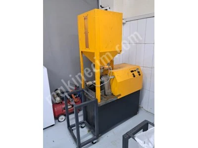 2.2 Kw Soğuk Sıkım Yağ Tohum Çörek Otu Makinesi