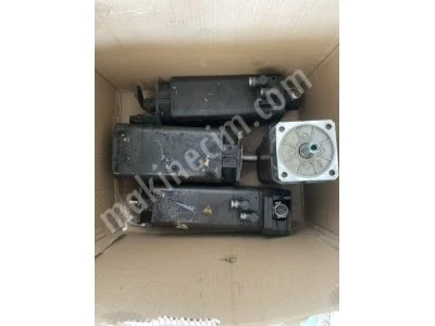 Siemens Servo Motor 4 Adet Istenirse Sürücüleri Var