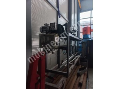 Dairesel Çok Amaçlı Otomatik Kaynak Makinesi