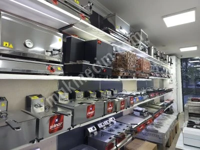 Ndustrio Dik Tip Pastane Derin Dondurucu Dolabı