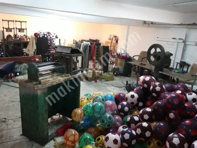 Futbol Topu Uretim Makinasi